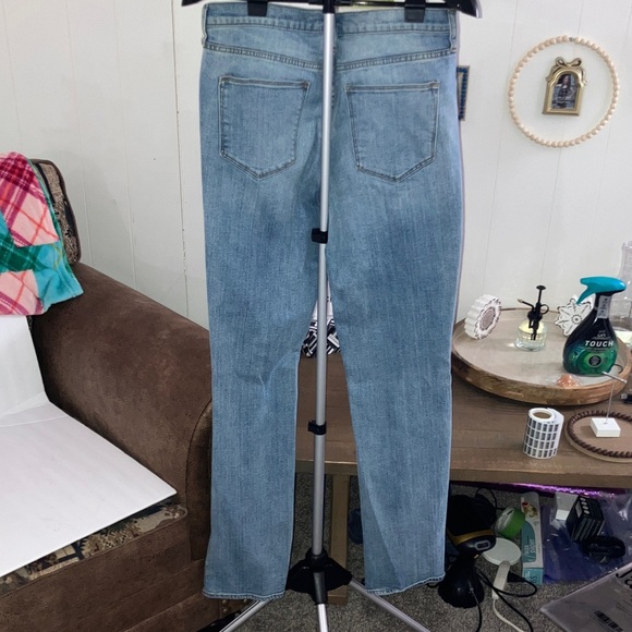 GAP High Rise Blue Jeans - Picture 4 of 6